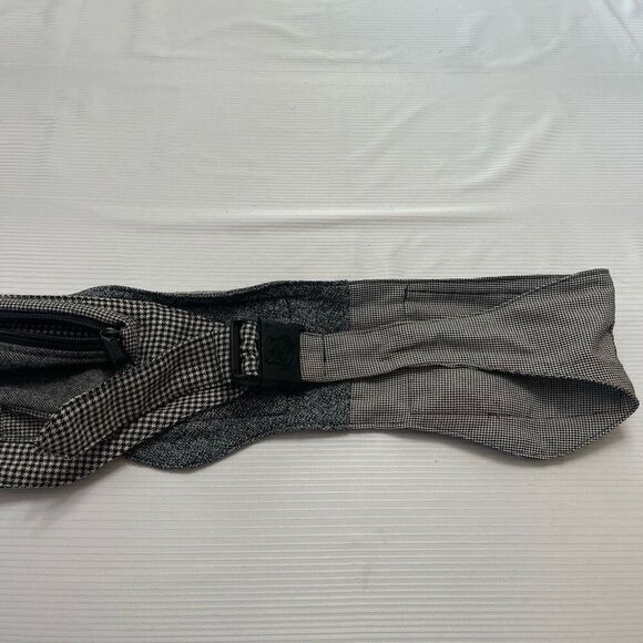 Gypsy Rose Festival Boho Chic Fanny Pack - Picture 5 of 7